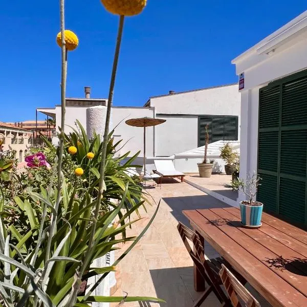 GMHouse Minorca GMH, hotel v destinaci Cala'n Bosch