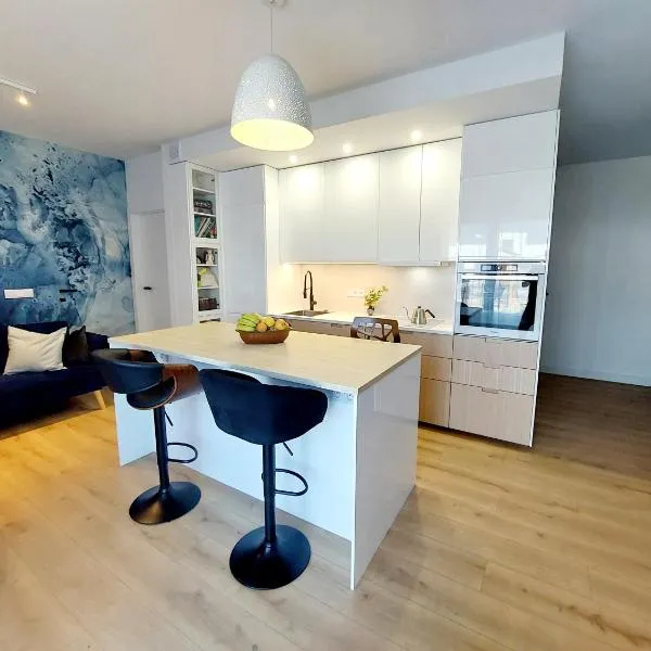 Luxury modern new apartment with garden Siechnice, hotell i Siechnice