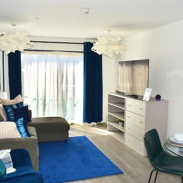 Hemel Apartments- Riverside Retreat، فندق في هيميل هيمبستيد