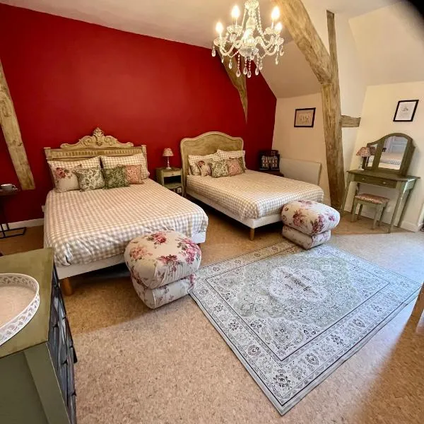 Attic Suite, Maison de Mags & Mags, viešbutis mieste Lanouaille