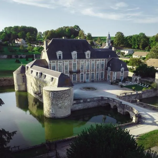 Le Château D'Etoges, hotel in Vélye