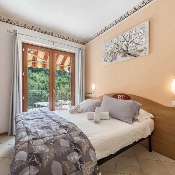 Residence Tatiana A3, viešbutis mieste Tremosine Sul Garda