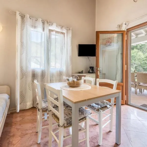 Residence Tatiana B3, hotel v mestu Tremosine Sul Garda