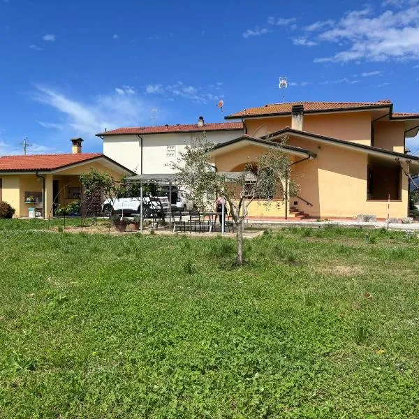 LEMON VILLA, hotel in Camaiore