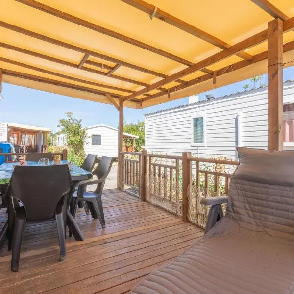 Mobile home Le Montourey 81, hotell i Fréjus