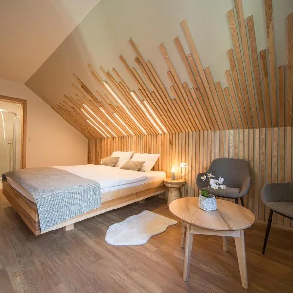 Turizem na kmetiji Rdečnik, hotel v destinaci Slovinský Hradec