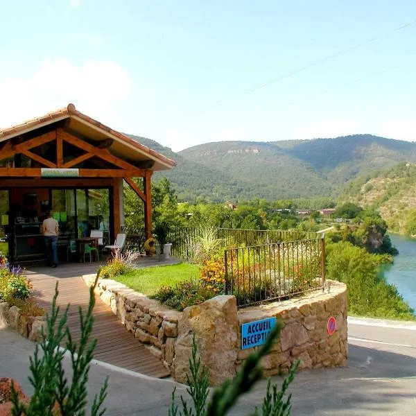 Camping Cascade Aveyron, hotel v destinaci Saint-Rome-de-Tarn