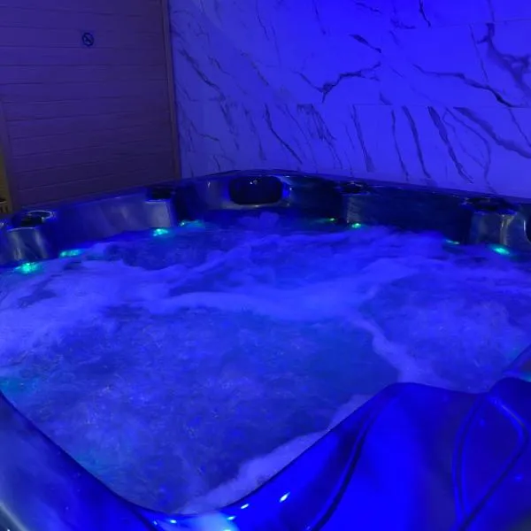 La nuit de rêve Spa privatif Jaccuzi Sauna suite 1, hotel em Crouy