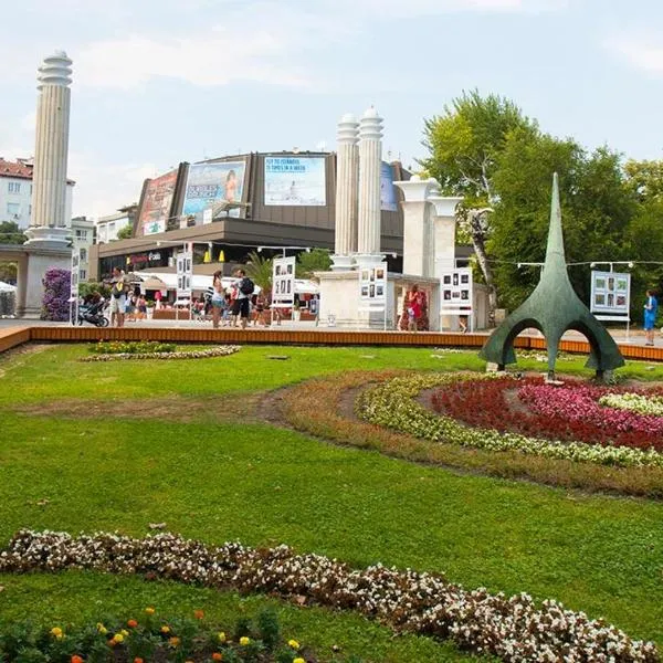 Festival and Congress Centre Appartment Varna, hotel in Varna City