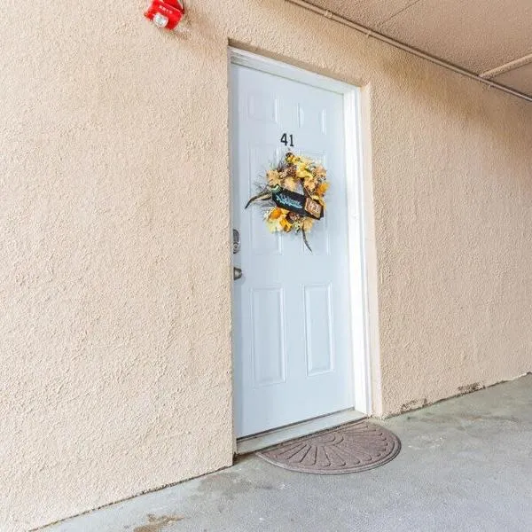 2-bed, 1-bath apartment near I-24, Great location, hotel in Chattanooga