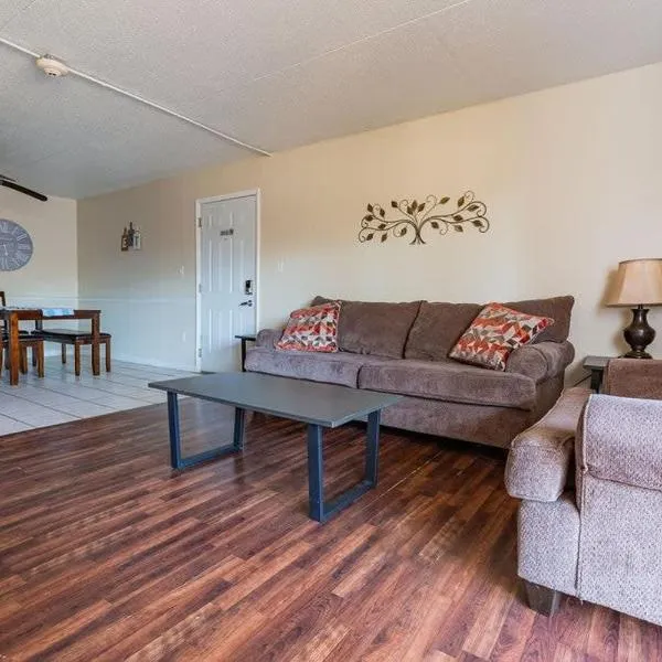 2-bed, 2-bath apartment living experience, hotel in Chattanooga