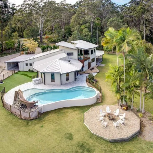 The Noosa Ranch- Where Nature meets Luxury, hotel in Tinbeerwah