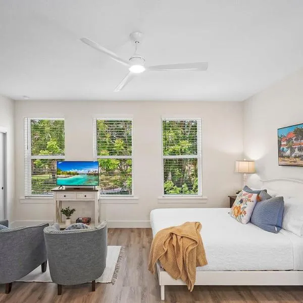 New Private Apt in Uptown St Aug Walk Everywhere, hotel di St. Augustine