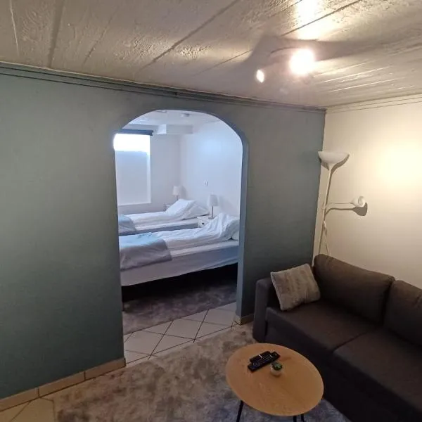 Basement hideaway, hotel in Akureyri