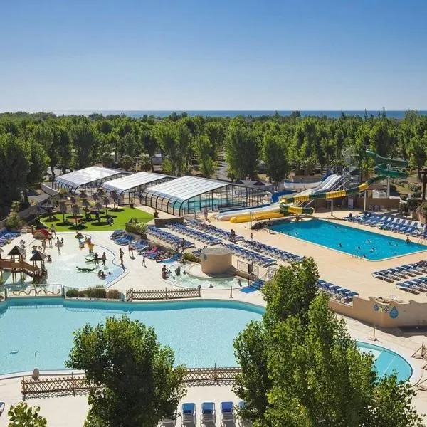 MOBILHOME Lodge 3 chambres, 500m plage, camp 5 étoiles, hotel in Vendres
