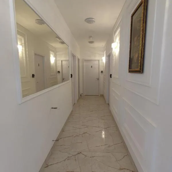 Apartmani Happy House, hotel v destinaci Surčin
