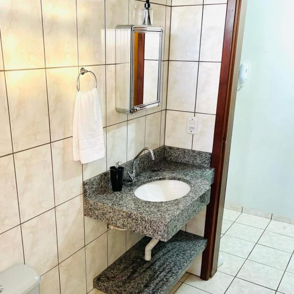 Apartamento todo climatizado a 3 min do centro - Foto 3