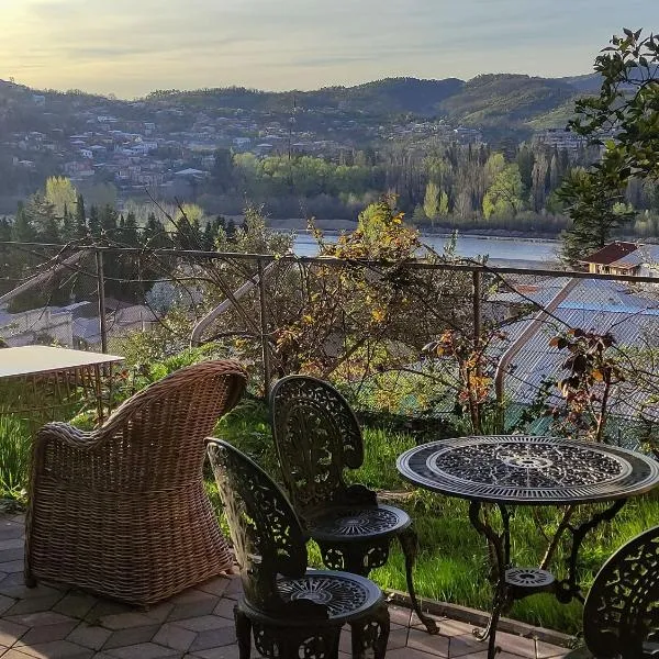 Veranda Boutique Hotel Kutaisi, hotel v destinaci Kutaisi