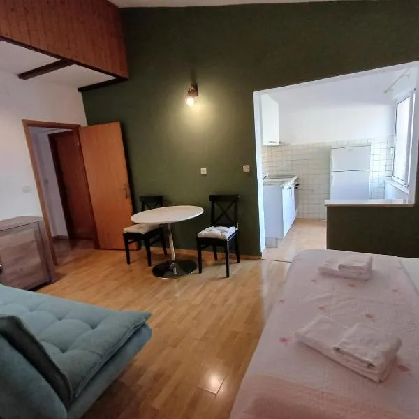 Apartmani Miki, hotel v Podgore