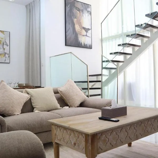 Vanilla Grove Calm 2BR Duplex Retreat in Oasis - Tranquil Stay Near Masdar Park & City Centre, hotel in Abu Dhabi