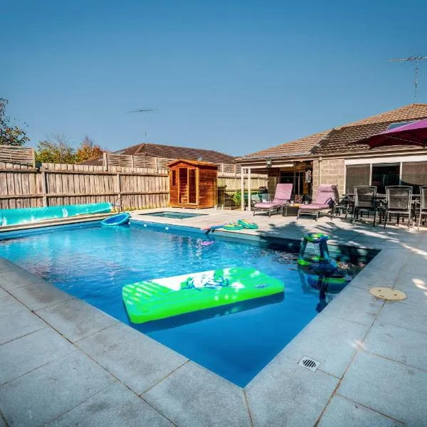 Oakdean Resort- Pool, Spa, Beach, Sleep 10, hotel in Ocean Grove