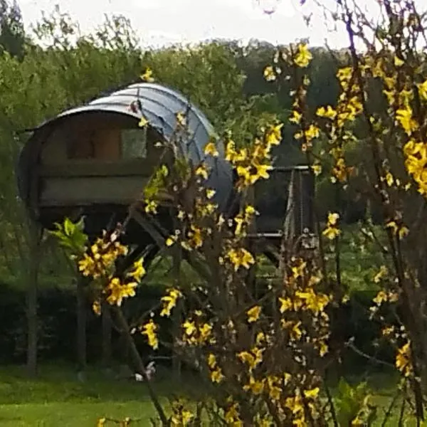 La haut, hotel v destinaci Camoël
