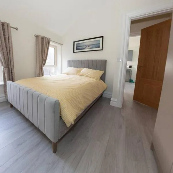 코브에 위치한 호텔 Unit 3 Modern Self Contained Apartment