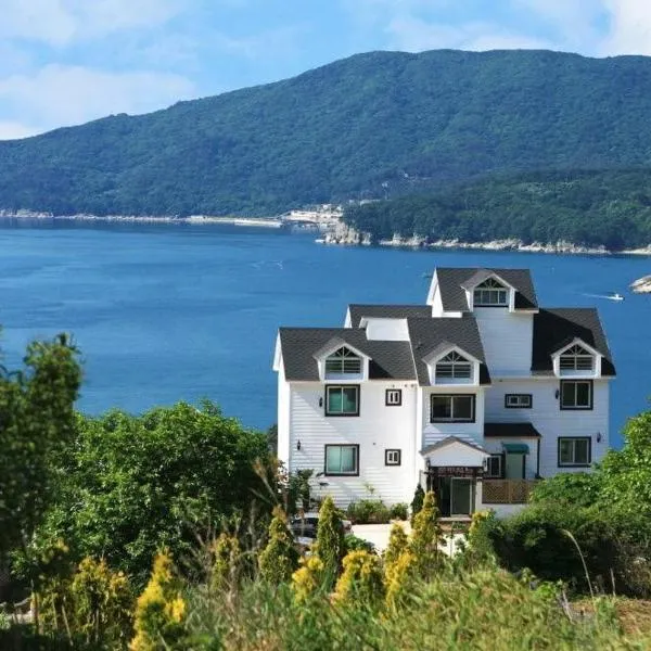 Light Sky Pension – hotel w mieście Geoje