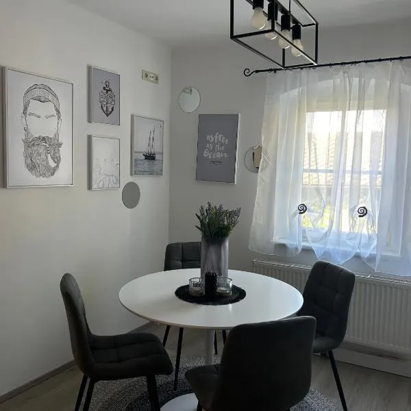 FarawayHomes Studio Schwertberg #4, hotel in Schwertberg