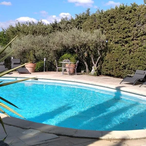 Location Gîte en Provence, hotel di Beaucaire