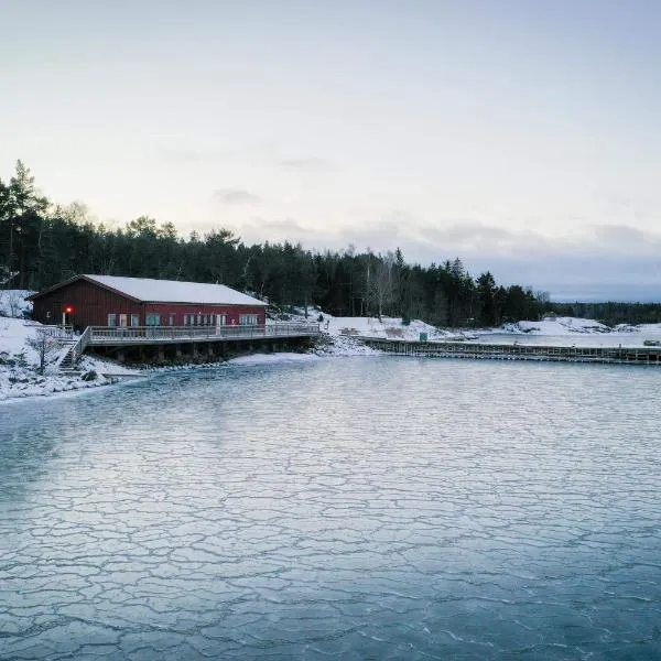 Kustvy - En Destination intill Havet, hotel in Skärplinge