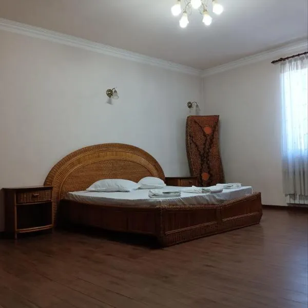 Hotel Old Kayaran, hotel sa Yerevan