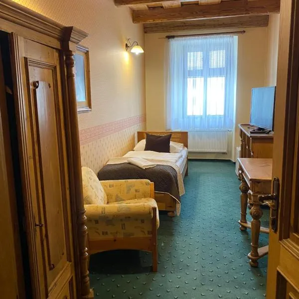 Hotel & Caffe Silesia, hotel din Frýdek-Místek