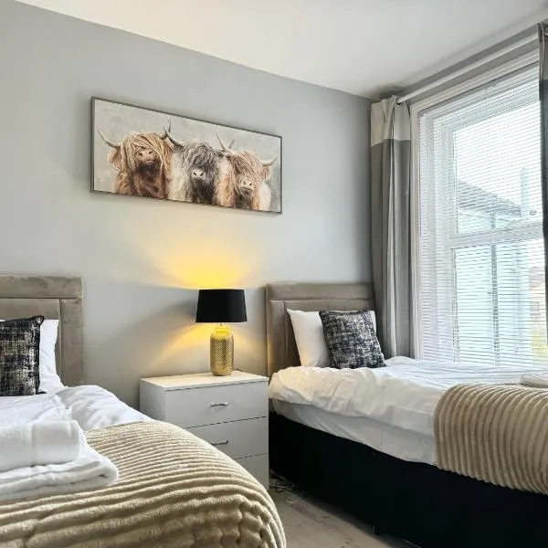 Super Cheap APRIL Prices! - Perfect Contractor Accommodation, Up to 7 guests, hotel in Portsmouth