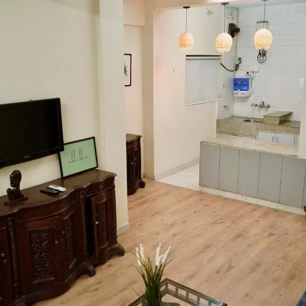 Rio : Cozy 1Bhk in Koregaon Park. WiFi AC King Bed photo 2
