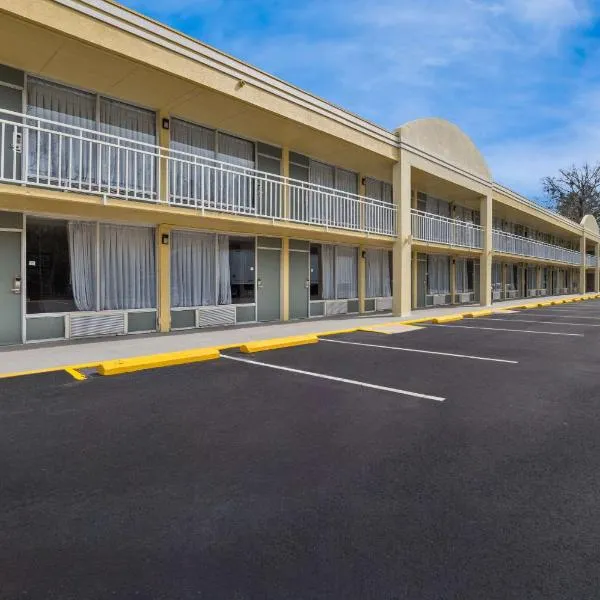 Econo Lodge, hotell i Ridgeland