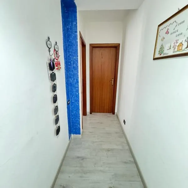 Delizioso VINTAGE CON TERRAZO, hotel u gradu Frozinone