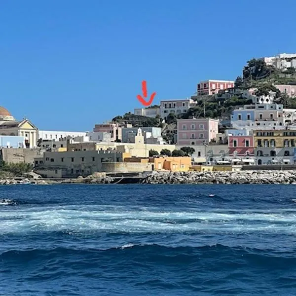 La Casa di Conny, hotel v Ponze