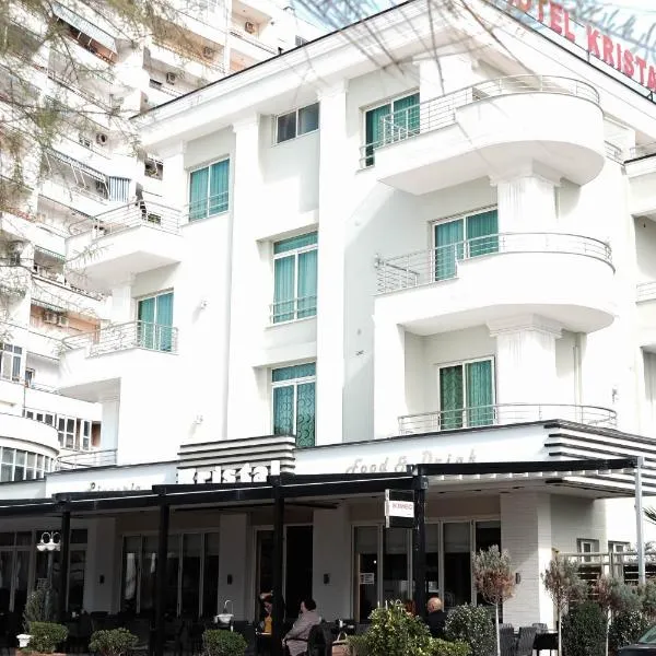 Hotel Kristal, hótel í Durrës