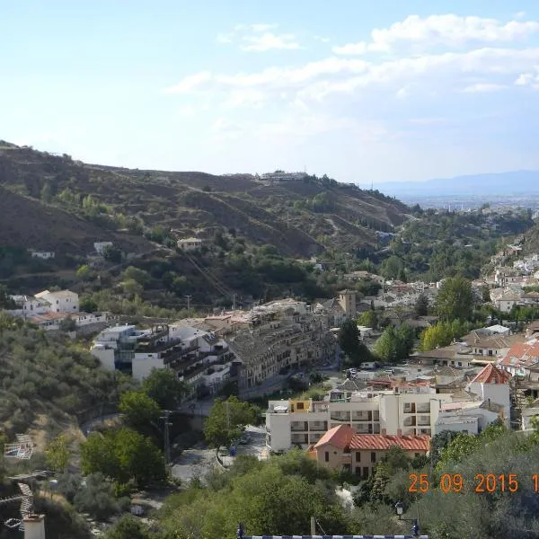 Apartamento Granada Monachil, מלון במונאצ'יל