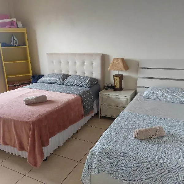 Apto de 2 quartos com AR localizado no centro sul, hotel Santo Ângelóban