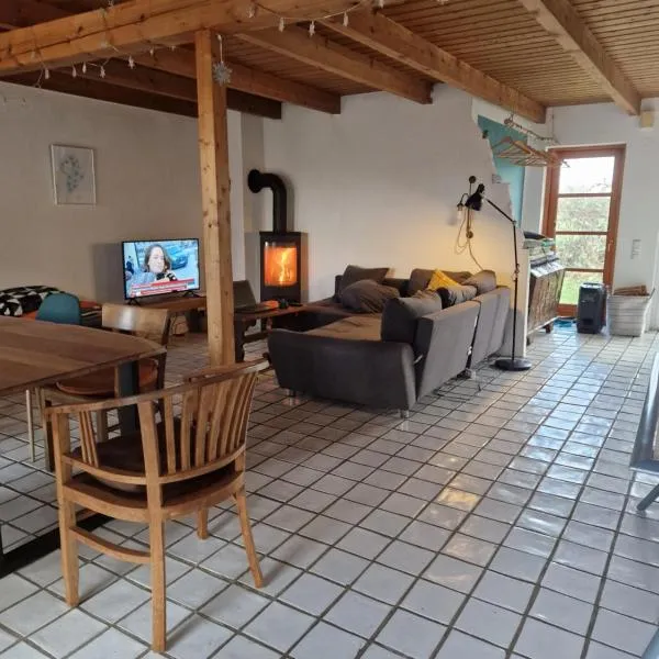schönes haus, hotel v destinaci Tüttendorf