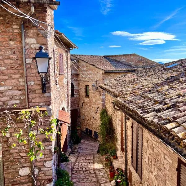 A Passo Lento nel Castello di Collepino - Spello, hotel v destinaci Spello
