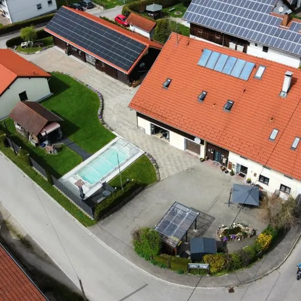 AMW Ferienwohnungen, hotel v destinaci Legau