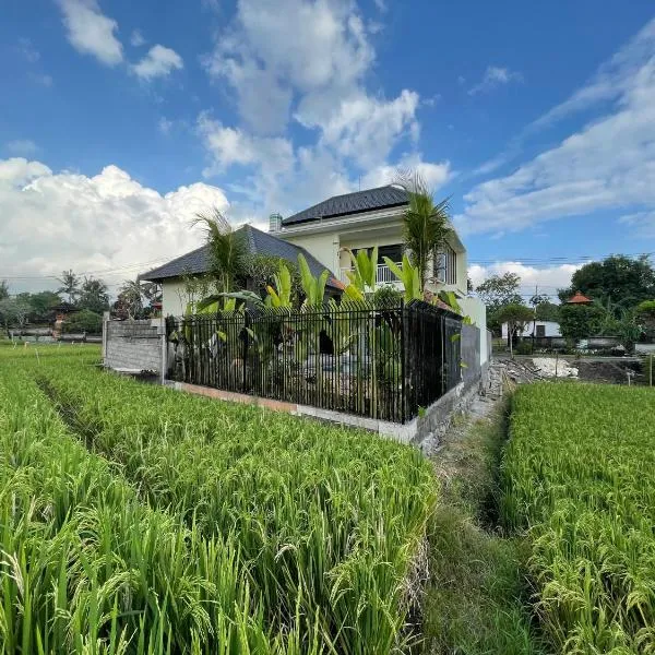Danniel Luxury Villa Pererenan, hotel in Tumbak Bayuh