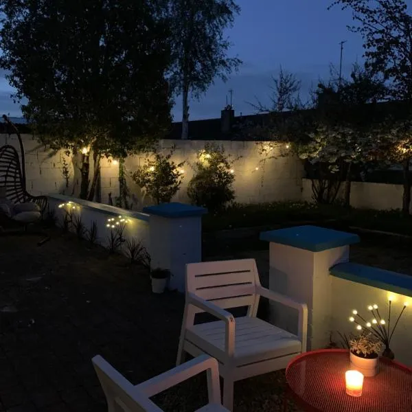 The Nysa Garden House Room Only, hotell sihtkohas Newtown Mount Kennedy