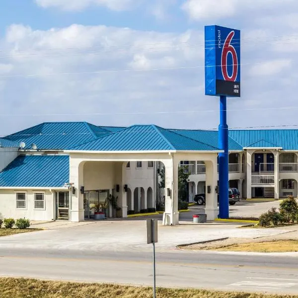 Motel 6 Seguin TX, hotel in Seguin