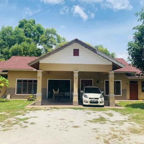 Nabilah Homestay, Besut, hotel v destinaci Kampung Raja