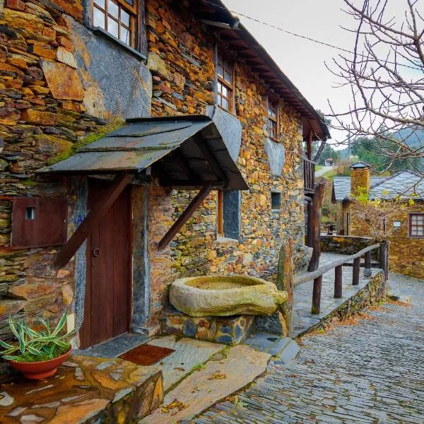 O Pardieiro - Aldeia da Paradinha com praia fluvial, готель у місті Paradinha