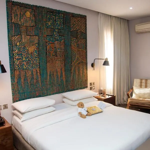 The White Orchid Hotel, hotel v destinaci Lagos